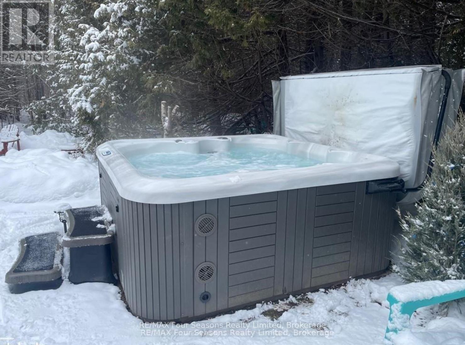 516666 7th Line, Blue Mountains, Ontario  N0H 1J0 - Photo 34 - X12761656