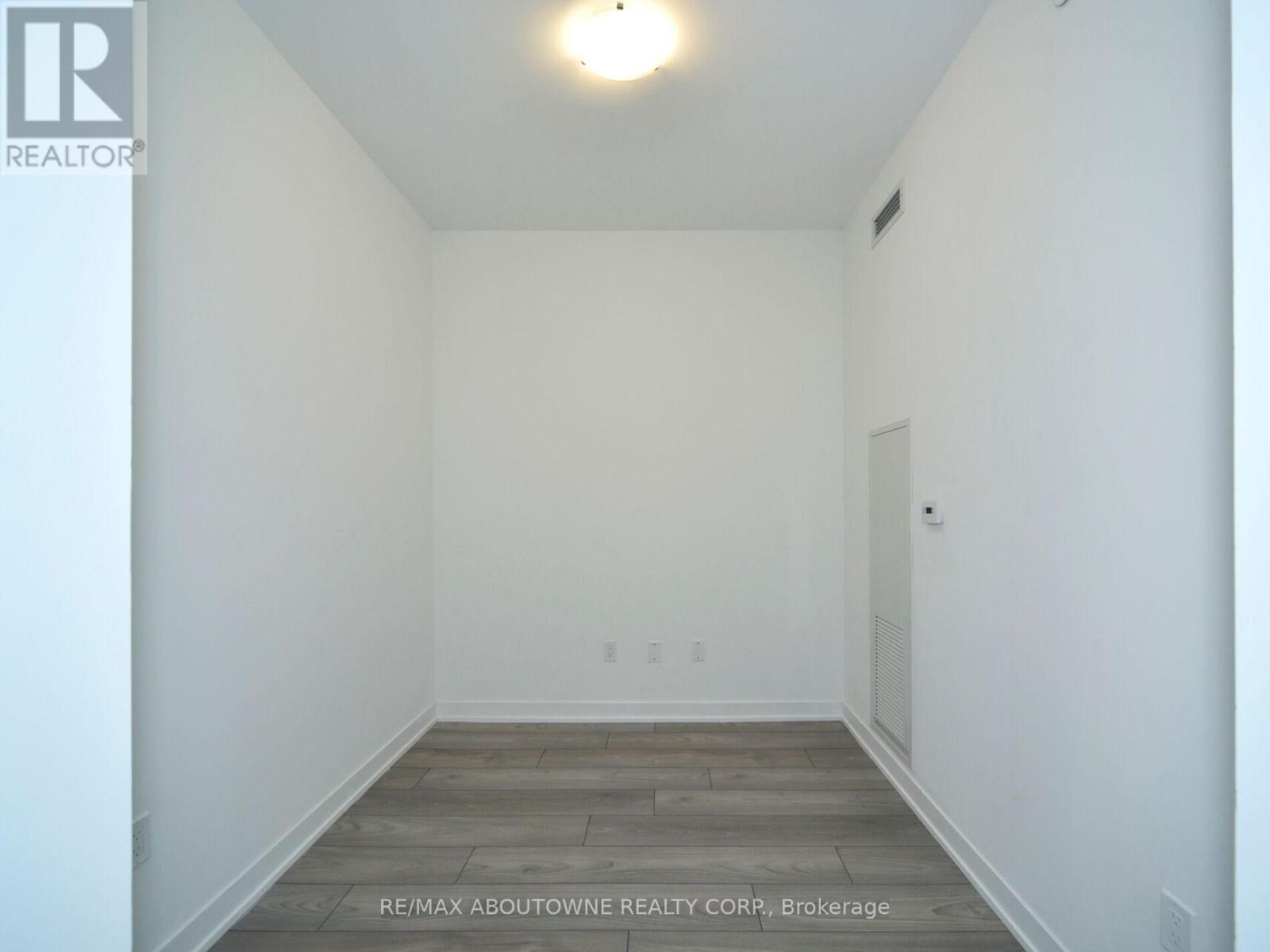 711 - 10 Abeja Street, Vaughan, Ontario  L4K 0R4 - Photo 12 - N12761248