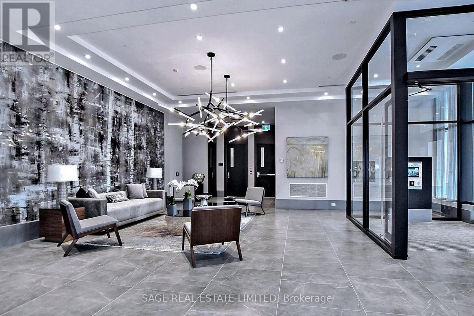 313 - 20 Fred Varley Drive, Markham, Ontario  L3R 1S4 - Photo 2 - N12761306