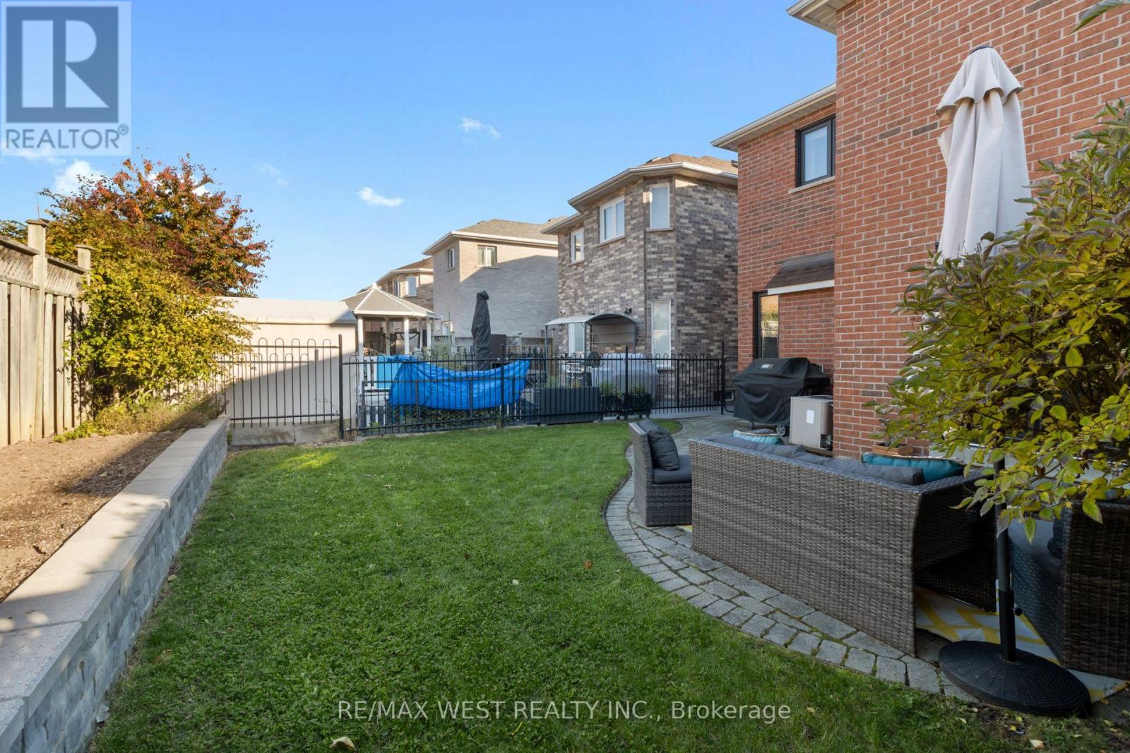 81 Purcell Crescent, Vaughan, Ontario  L6A 3C6 - Photo 47 - N12761308