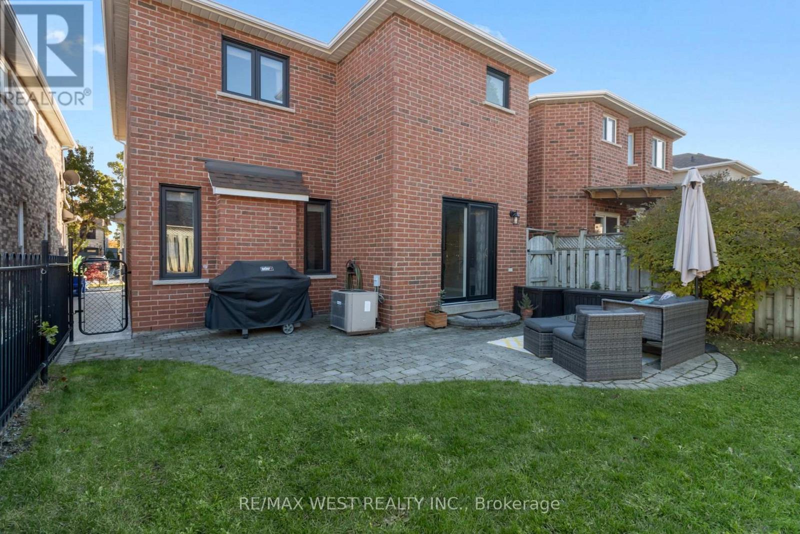 81 Purcell Crescent, Vaughan, Ontario  L6A 3C6 - Photo 50 - N12761308
