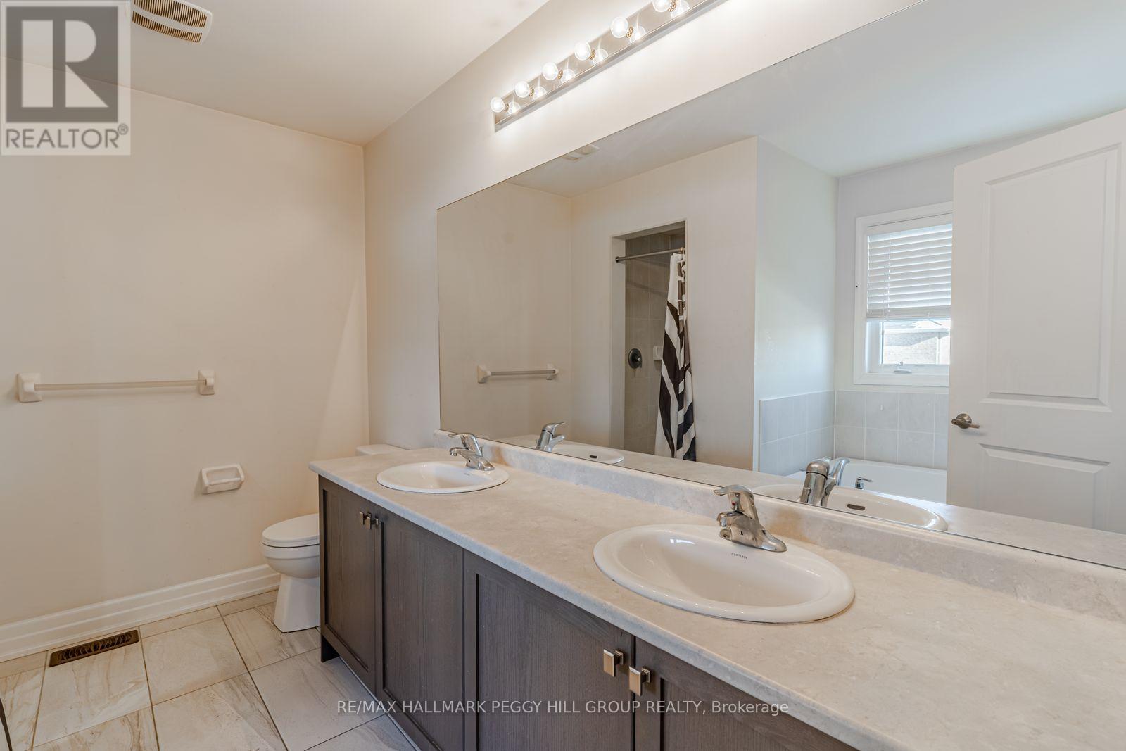 181 Wagner Crescent, Essa, Ontario  L3W 0P6 - Photo 9 - N12761310