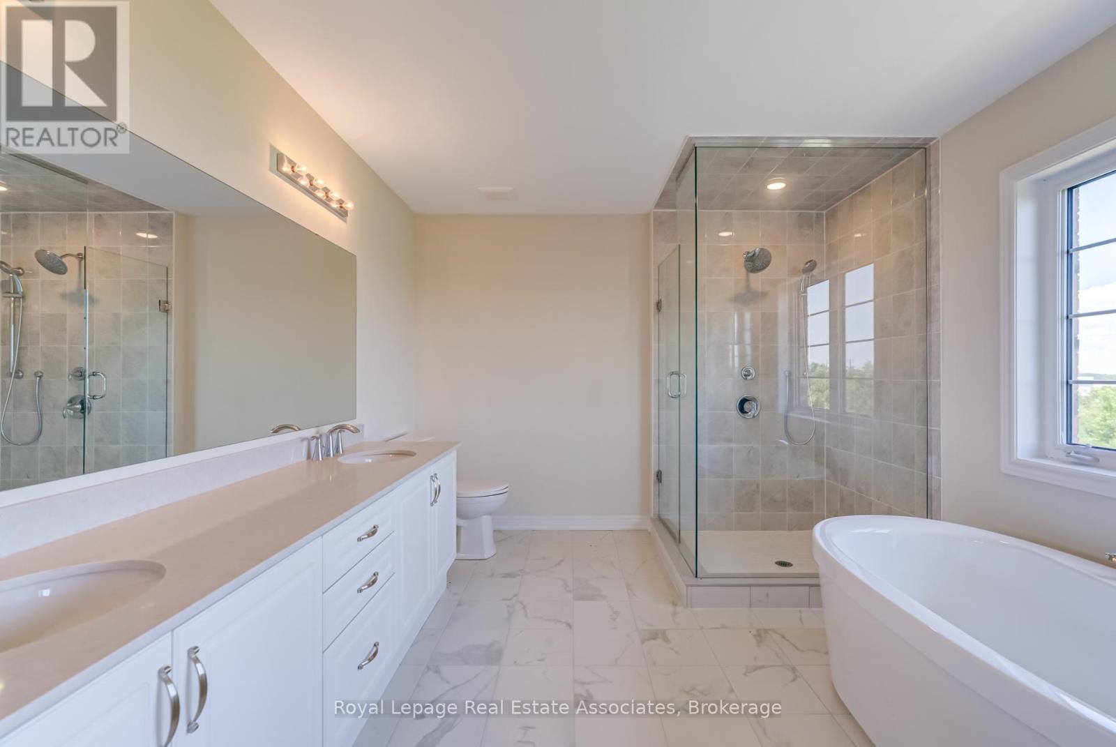 29 John Dallimore Drive, Georgina, Ontario  L4P 0S6 - Photo 17 - N12761452