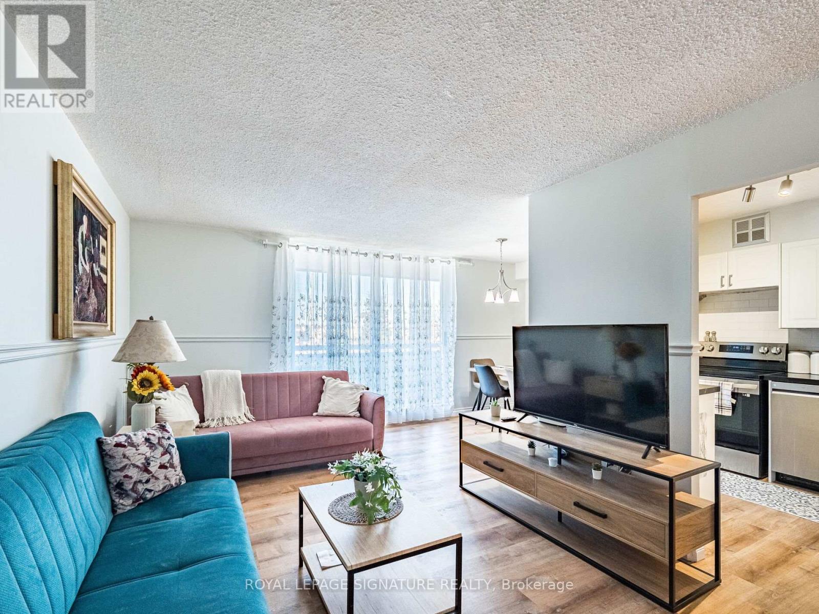 308 - 20 William Roe Boulevard, Newmarket, Ontario  L3Y 5V6 - Photo 8 - N12761506