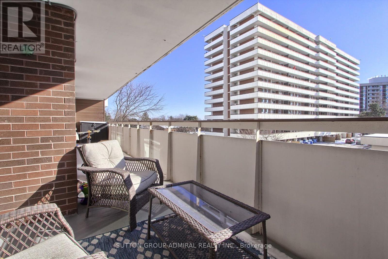 303 - 1 Royal Orchard Boulevard, Markham, Ontario  L3T 3C2 - Photo 35 - N12761528