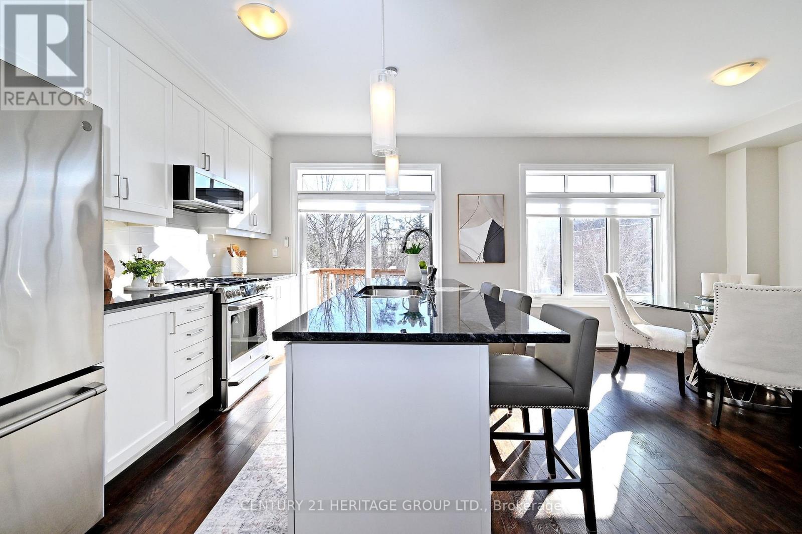 9 Ingleside Street, Vaughan, Ontario  L4L 0H9 - Photo 12 - N12761544