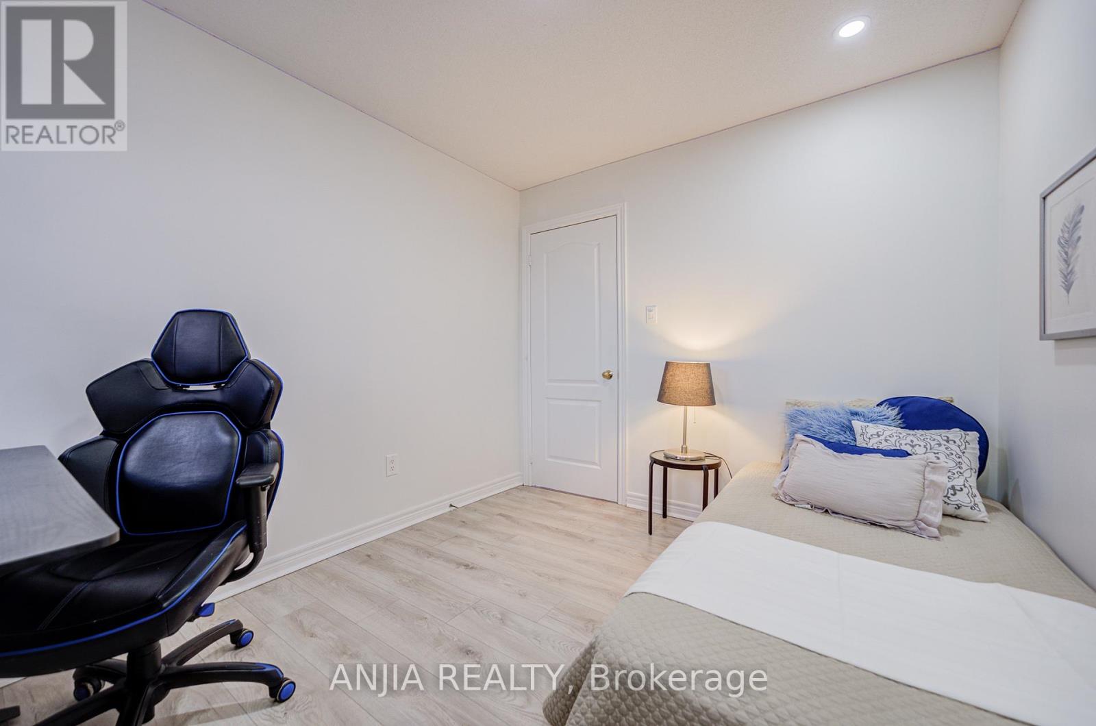 203 James Ratcliff Avenue, Whitchurch-Stouffville (Stouffville), Ontario  L4A 0L5 - Photo 35 - N12761584