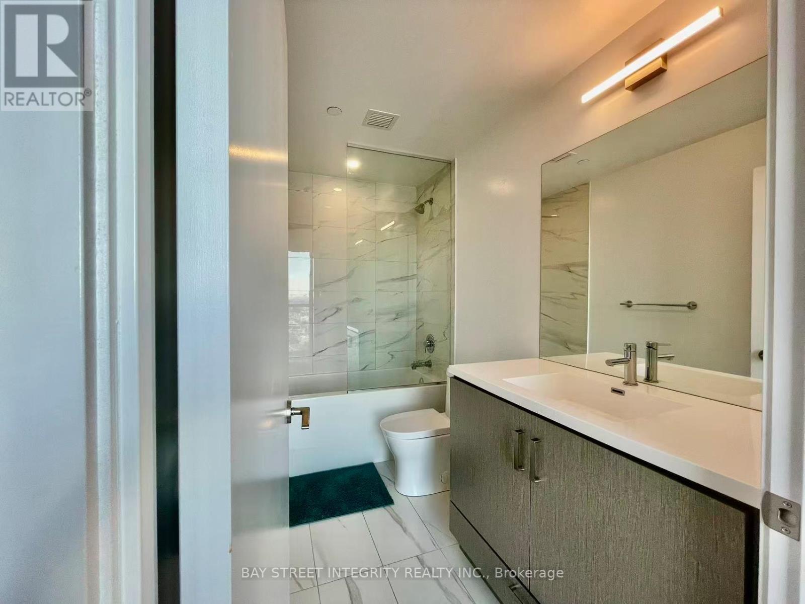 716 - 10 Honeycrisp Crescent, Vaughan, Ontario  L4K 0M7 - Photo 11 - N12761602