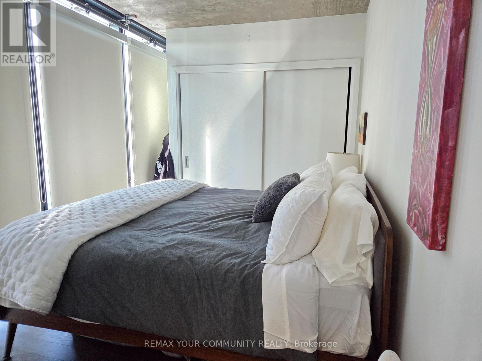 2107 - 224 King Street, Toronto, Ontario  M5V 1H8 - Photo 6 - C12761234