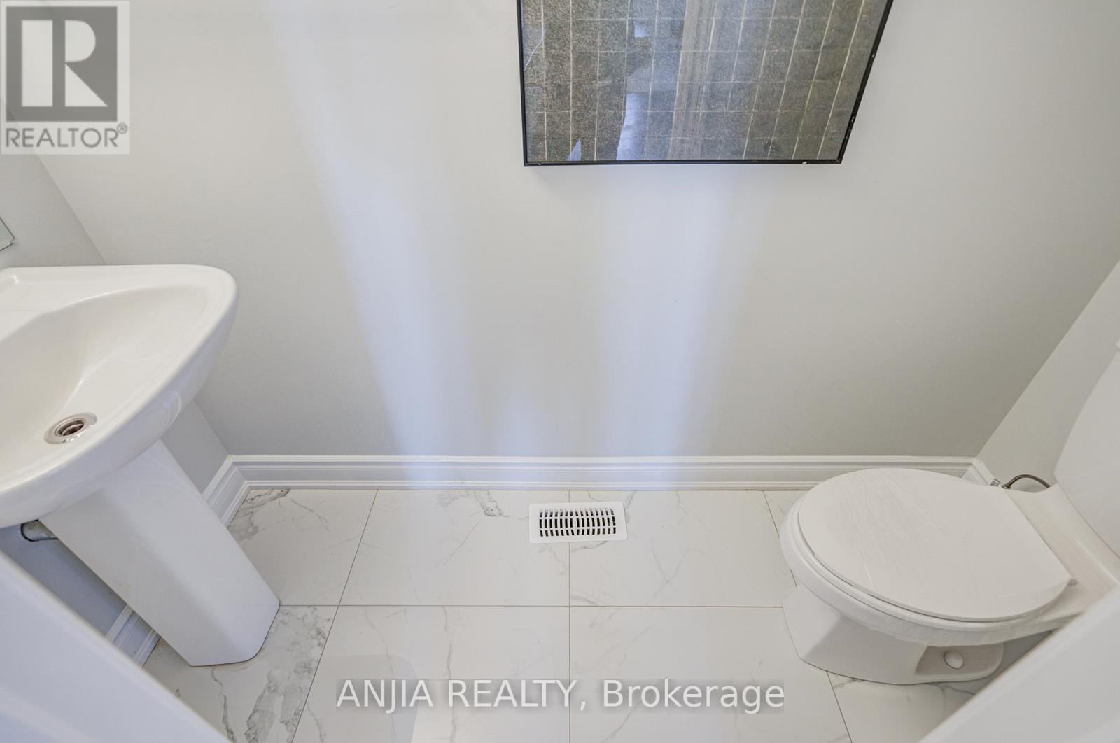 35 York Downs Boulevard, Markham, Ontario  L6C 3J6 - Photo 39 - N12761612