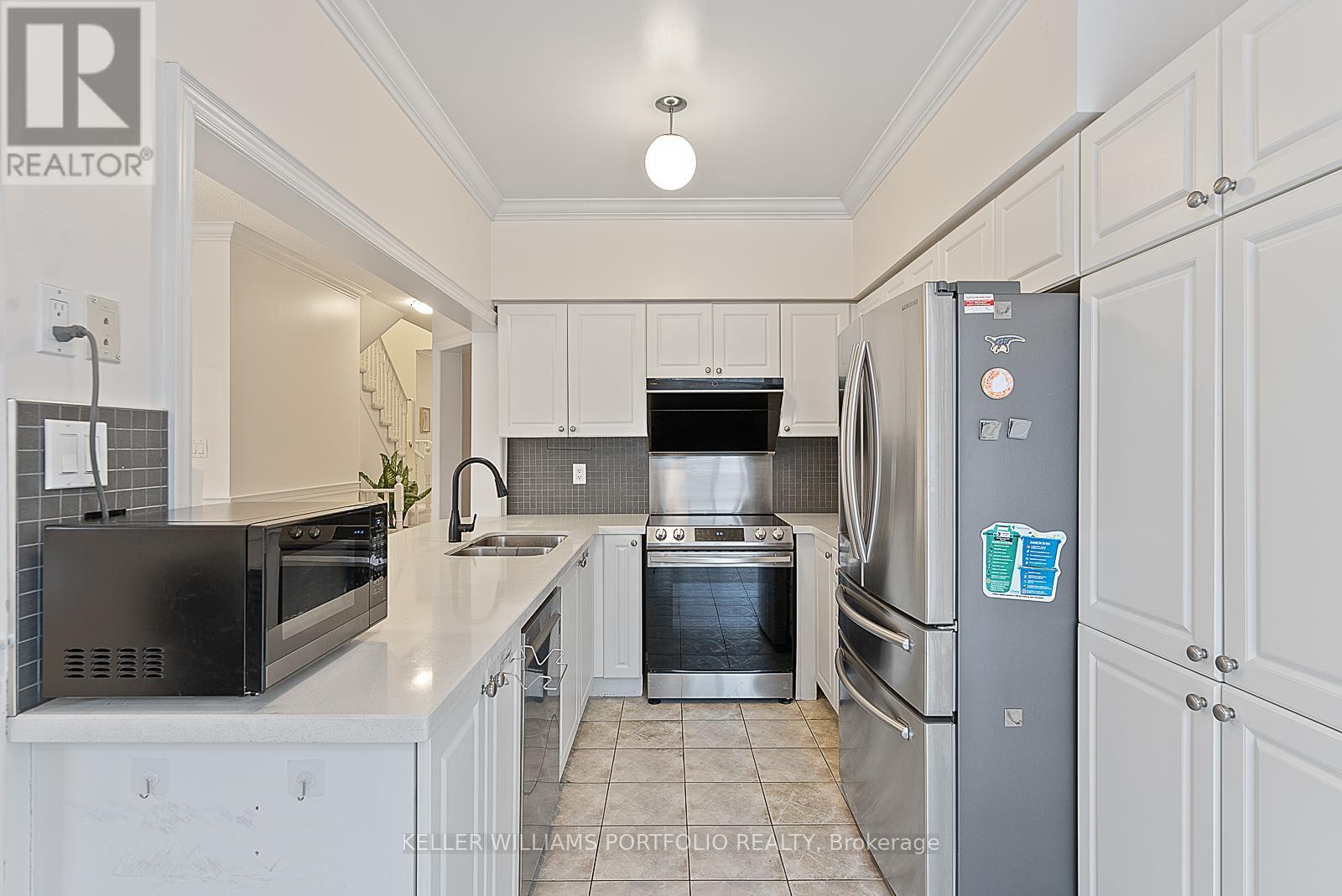 31 Craddock Street, Vaughan, Ontario  L6A 2R6 - Photo 15 - N12761650