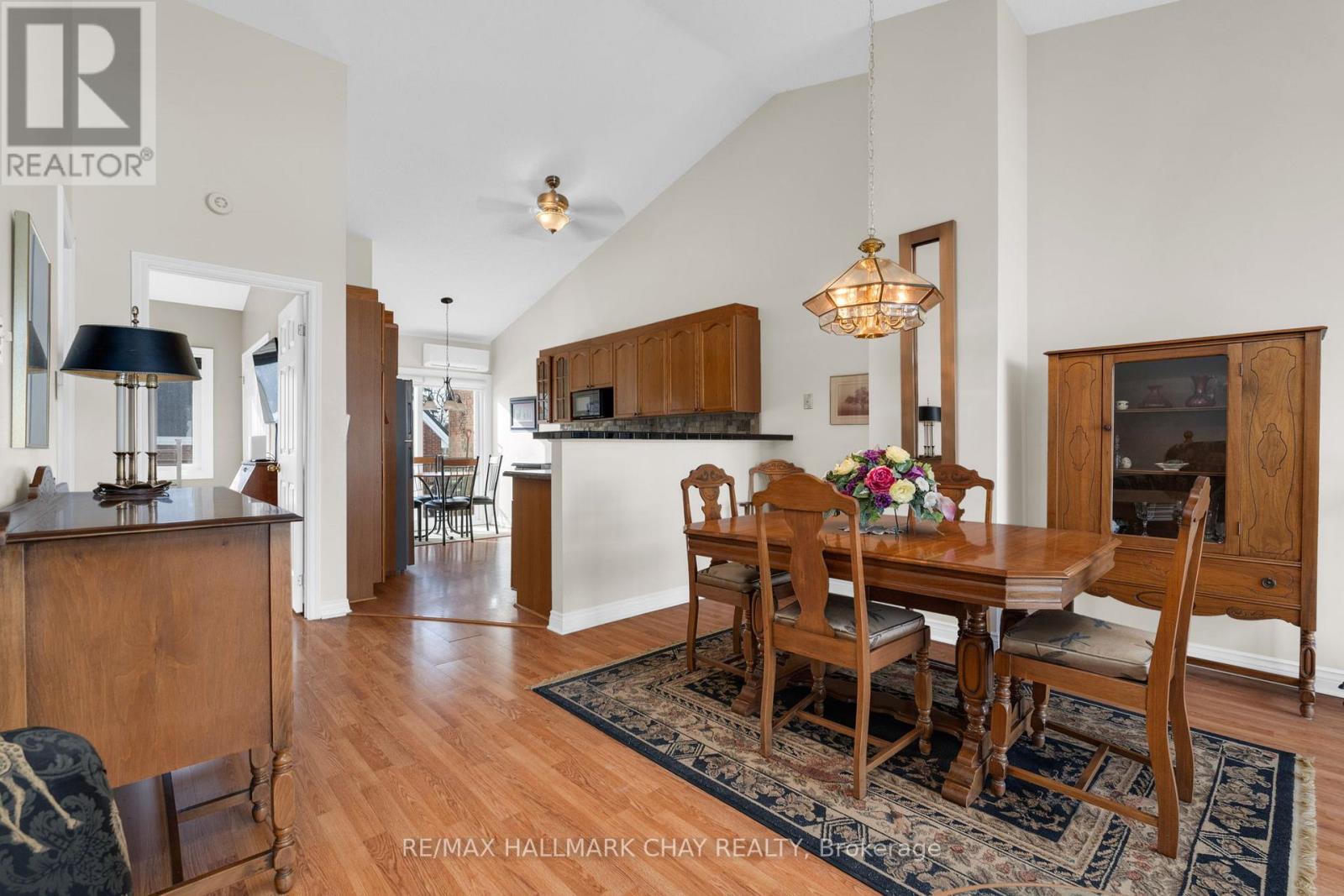 3 - 355 Blake Street, Barrie (North Shore), Ontario  L4M 1L1 - Photo 4 - S12761446