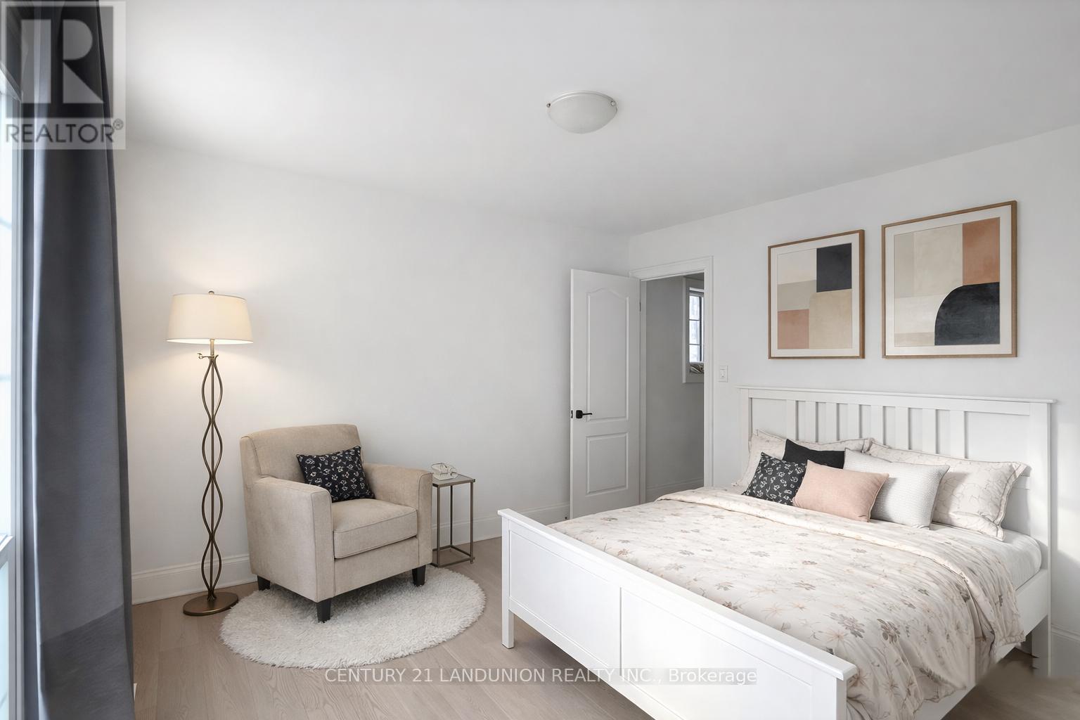 106 Santa Maria Trail, Vaughan, Ontario  L6A 3G9 - Photo 11 - N12761692