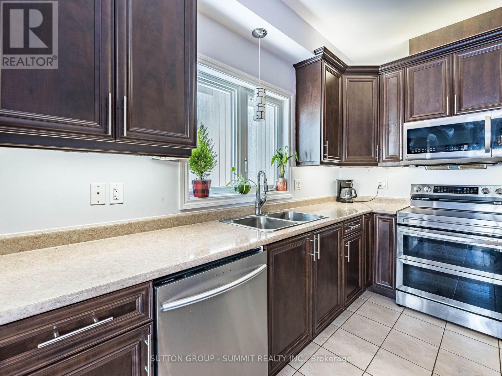 20 Warman Street, New Tecumseth, Ontario  L9R 0B9 - Photo 5 - N12761756