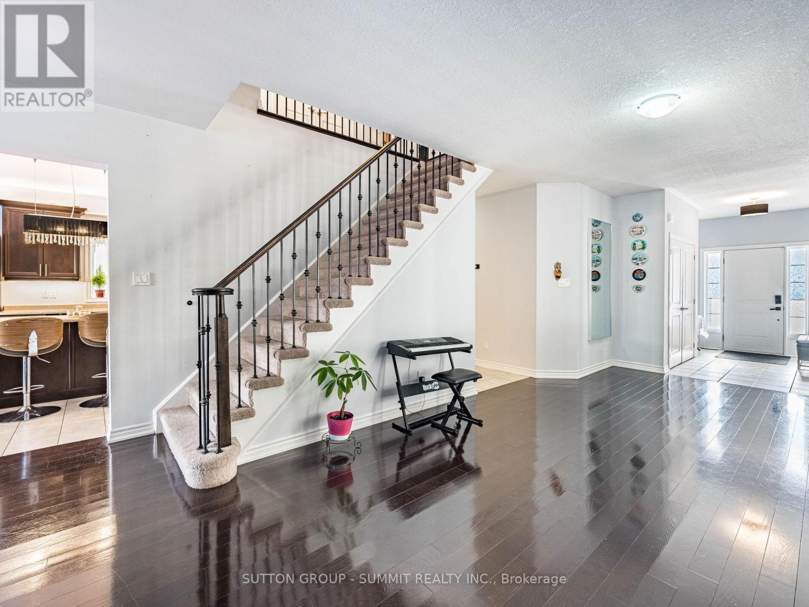 20 Warman Street, New Tecumseth, Ontario  L9R 0B9 - Photo 9 - N12761756