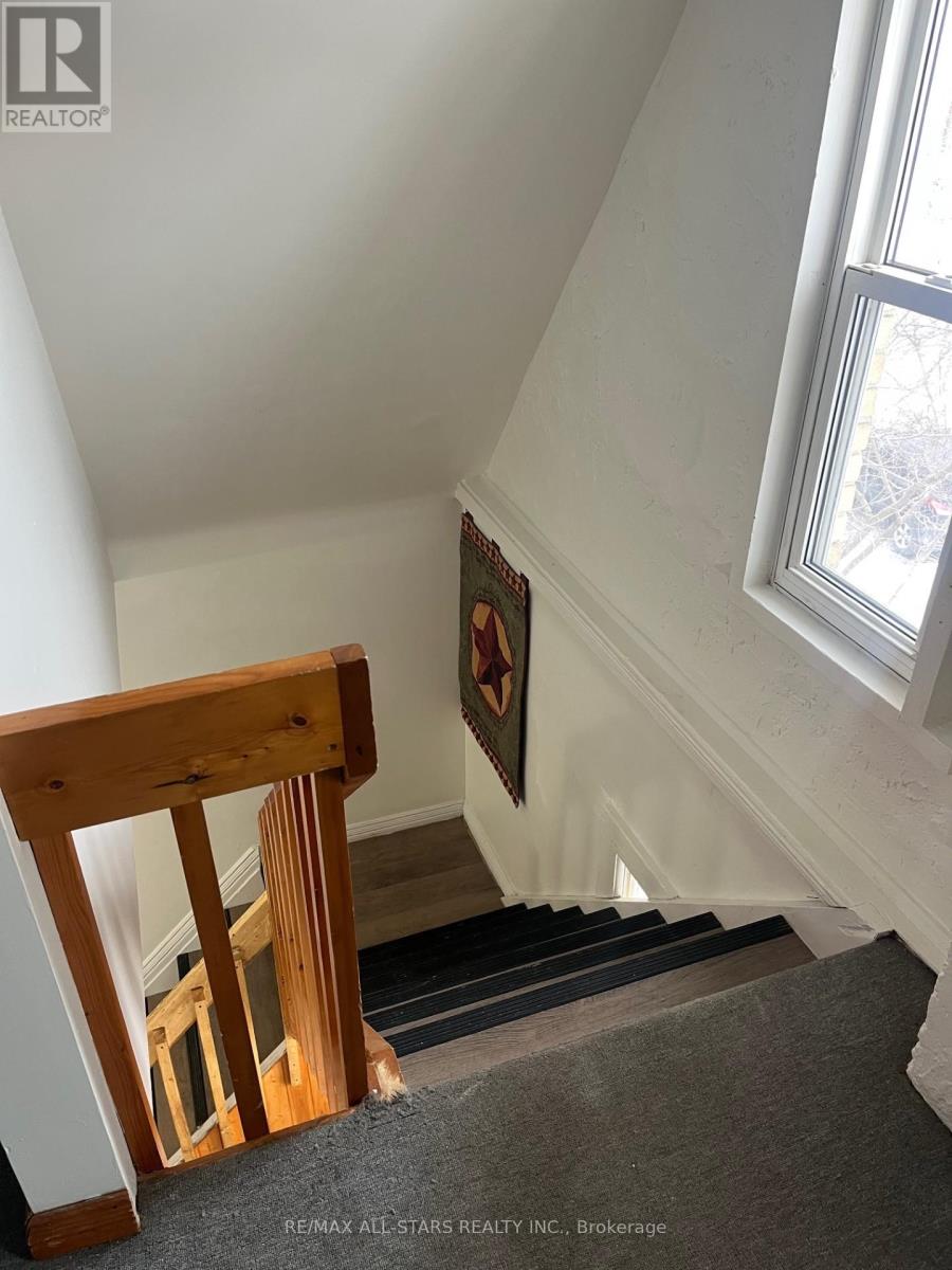 4 - 228 Kent Street W, Kawartha Lakes, Ontario  K9V 2Z2 - Photo 17 - X12572172