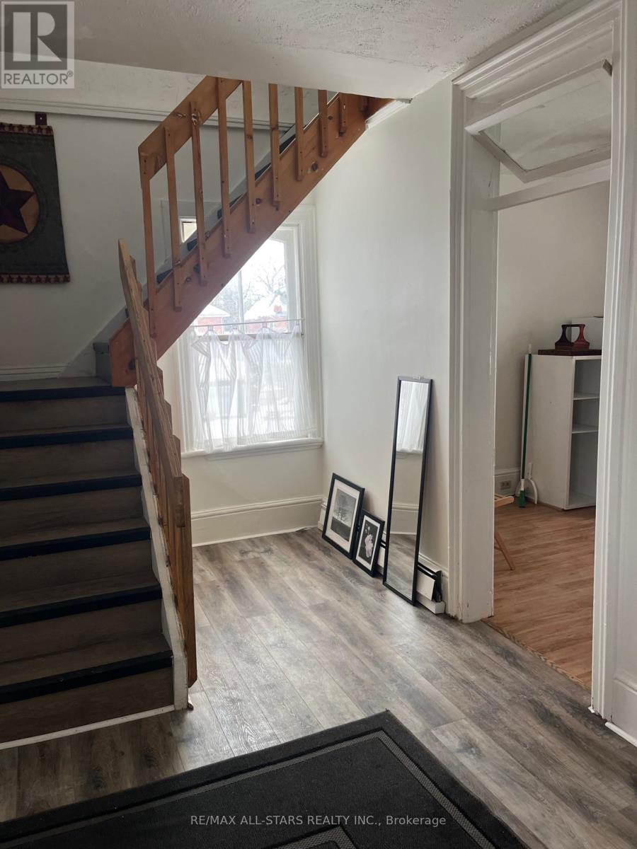 4 - 228 Kent Street W, Kawartha Lakes, Ontario  K9V 2Z2 - Photo 2 - X12572172