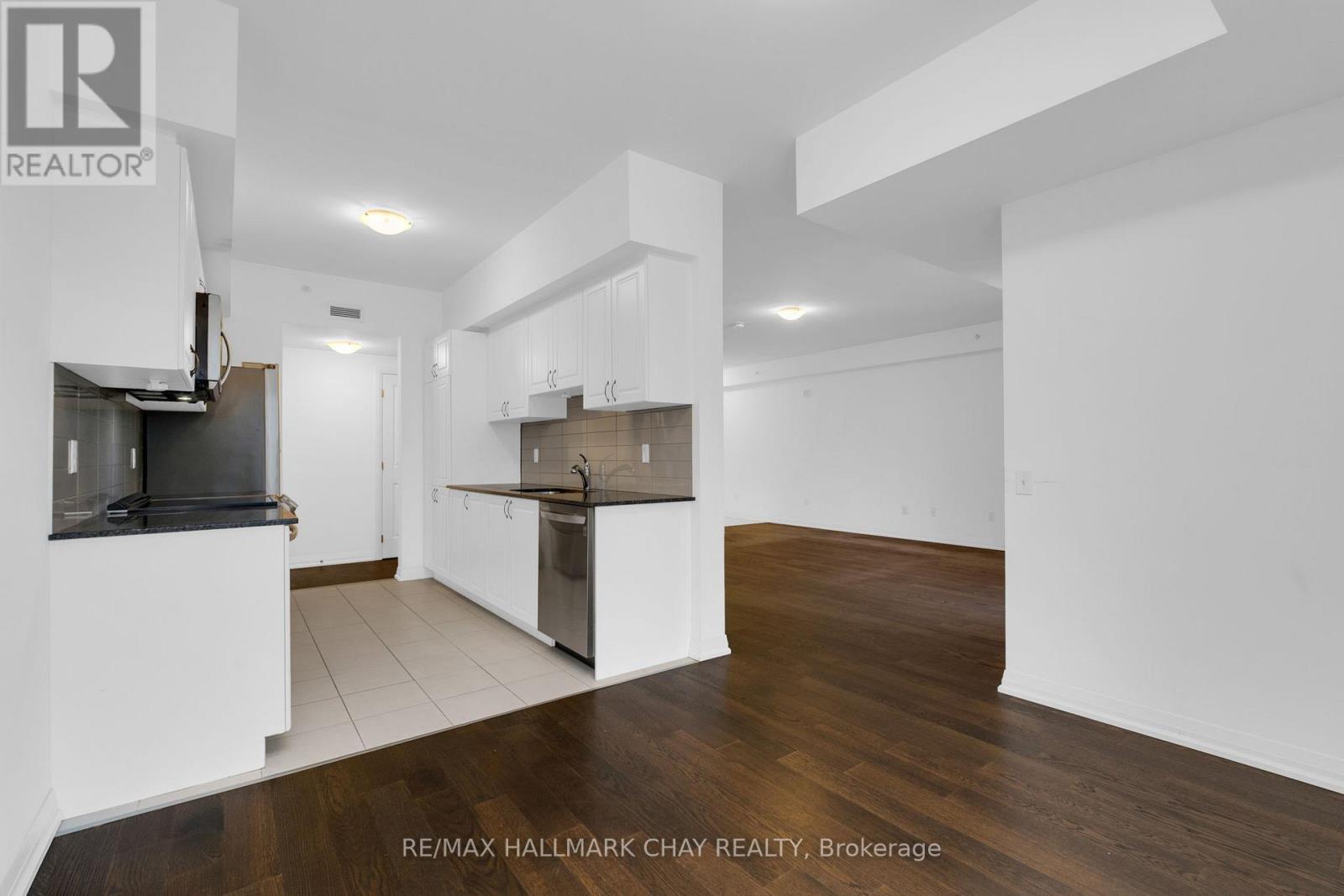 301 - 54 Koda Street, Barrie, Ontario  L9J 0J6 - Photo 10 - S12761644