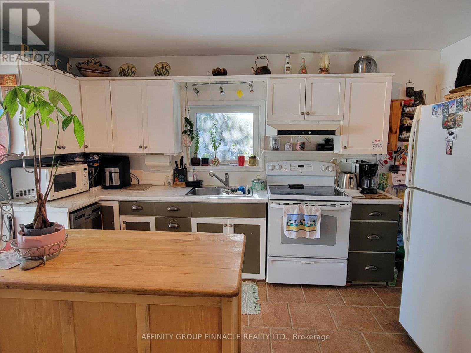 10 Ewen Street, Kawartha Lakes, Ontario  K0M 2B0 - Photo 10 - X12761748