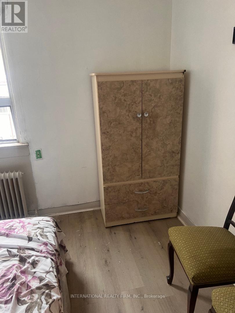 1 A-B - 2034 Weston Road W, Toronto, Ontario  M9N 1X4 - Photo 3 - W12760022