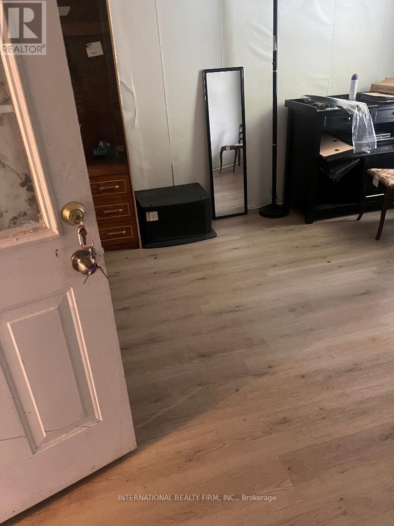 1 A-B - 2034 Weston Road W, Toronto, Ontario  M9N 1X4 - Photo 5 - W12760022