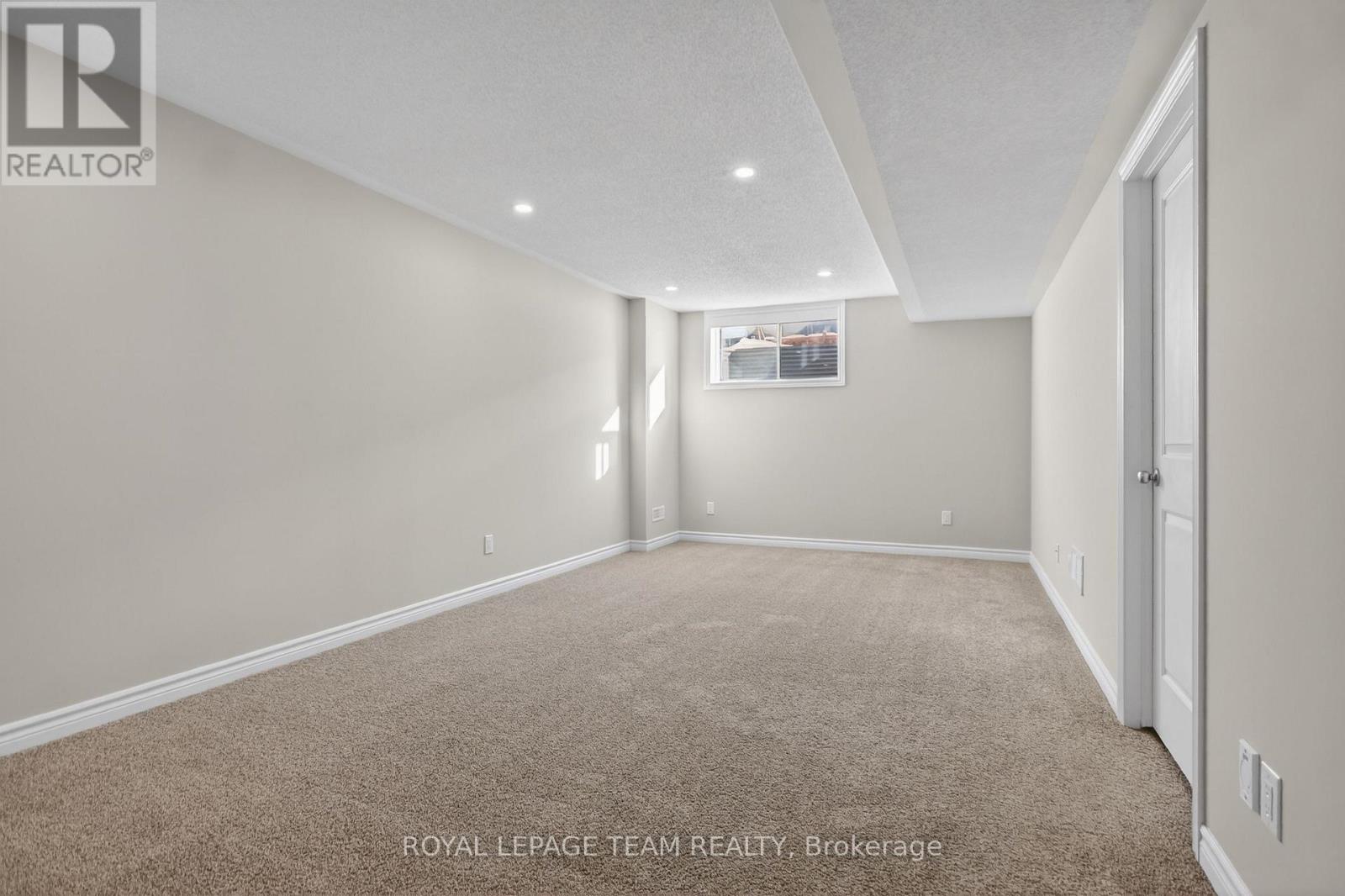 526 Paine Avenue, Ottawa, Ontario  K2S 1B9 - Photo 37 - X12759806