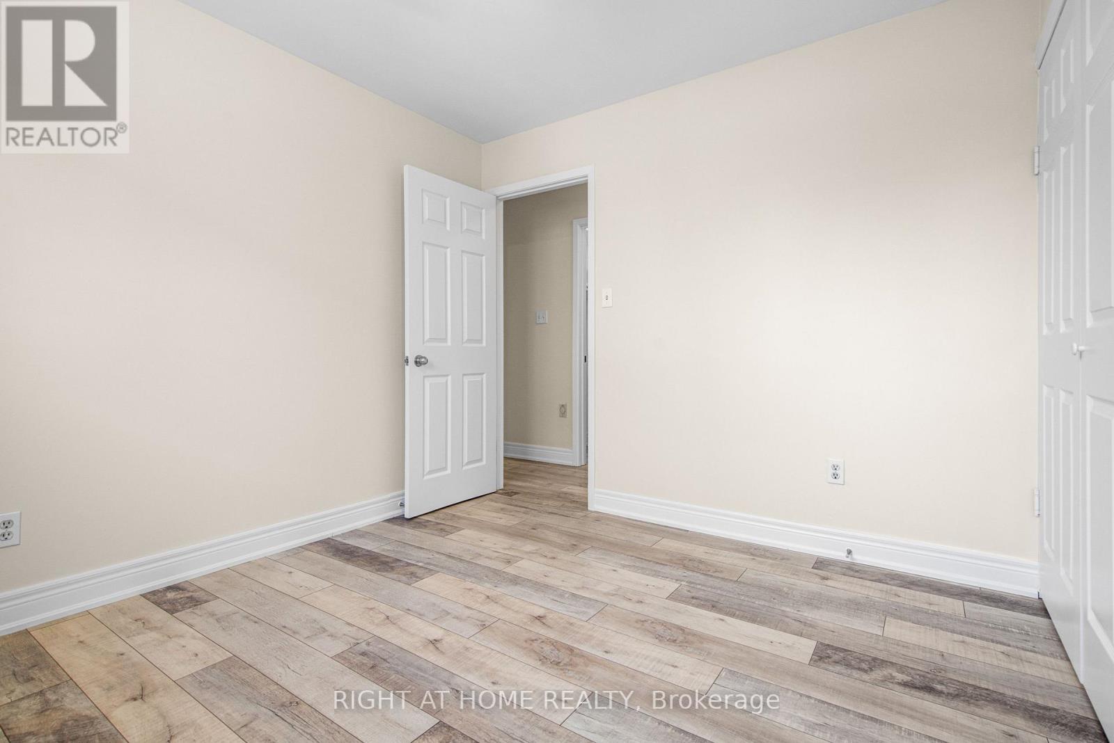 2594 Lundene Road, Mississauga, Ontario  L5J 1P8 - Photo 20 - W12761242