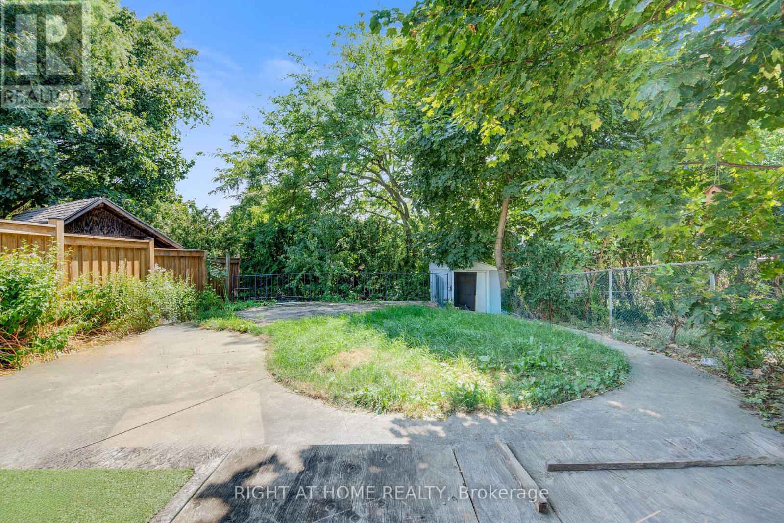 2594 Lundene Road, Mississauga, Ontario  L5J 1P8 - Photo 27 - W12761242