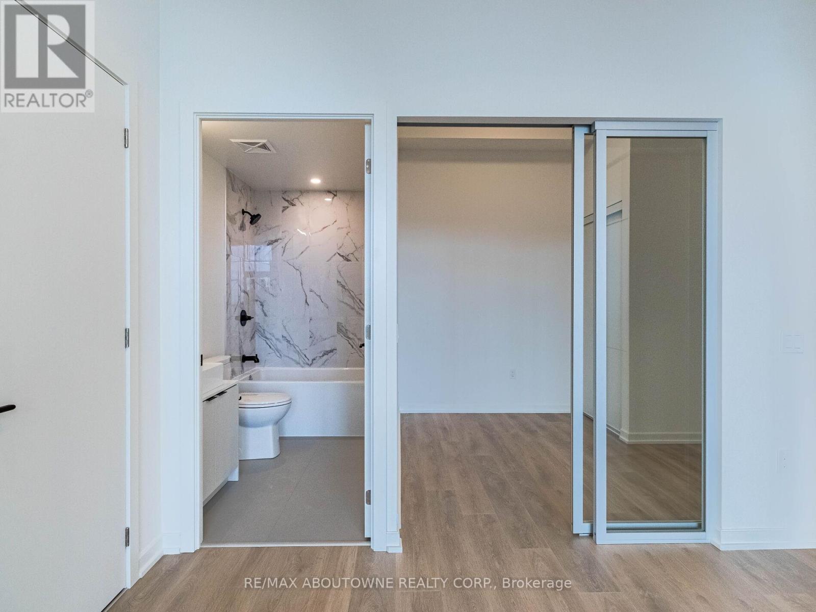 1912 - 10 Graphophone Grove, Toronto, Ontario  M6H 0E5 - Photo 14 - W12761272