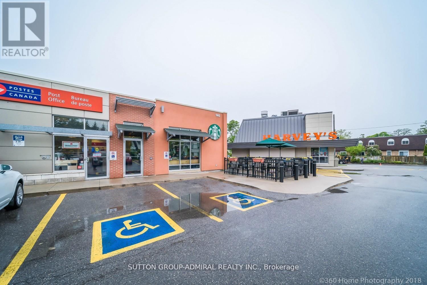 104 Lakeshore Road W, Oakville, Ontario  L6K 1E3 - Photo 12 - W12761278