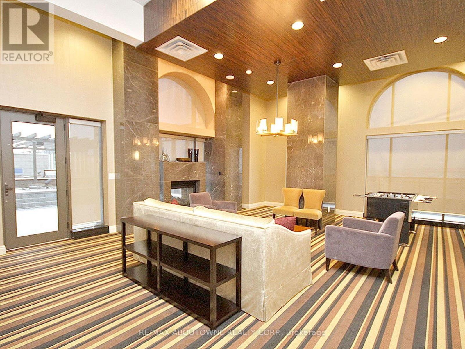 711 - 385 Prince Of Wales Drive, Mississauga, Ontario  L5B 0C6 - Photo 29 - W12761296