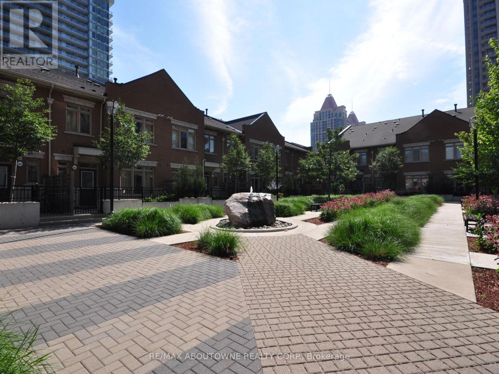 711 - 385 Prince Of Wales Drive, Mississauga, Ontario  L5B 0C6 - Photo 41 - W12761296