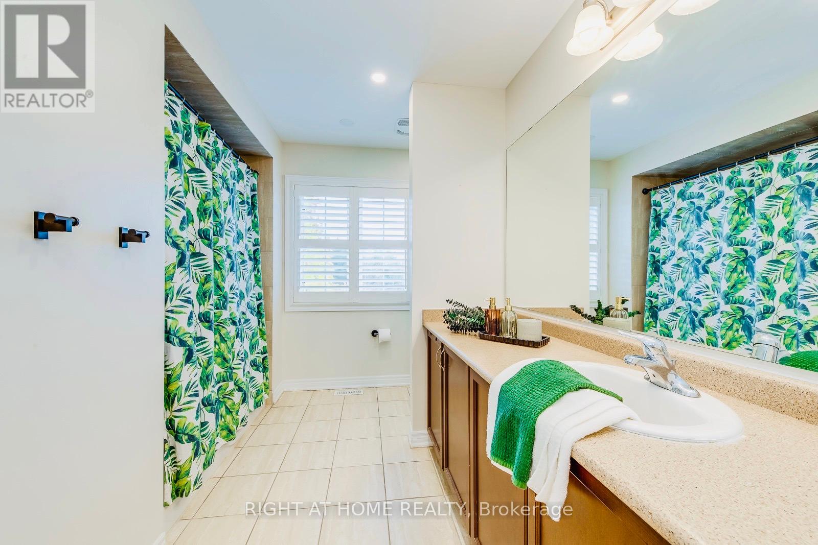 10 Cedarholme Avenue, Caledon, Ontario  L7C 3S9 - Photo 22 - W12761414