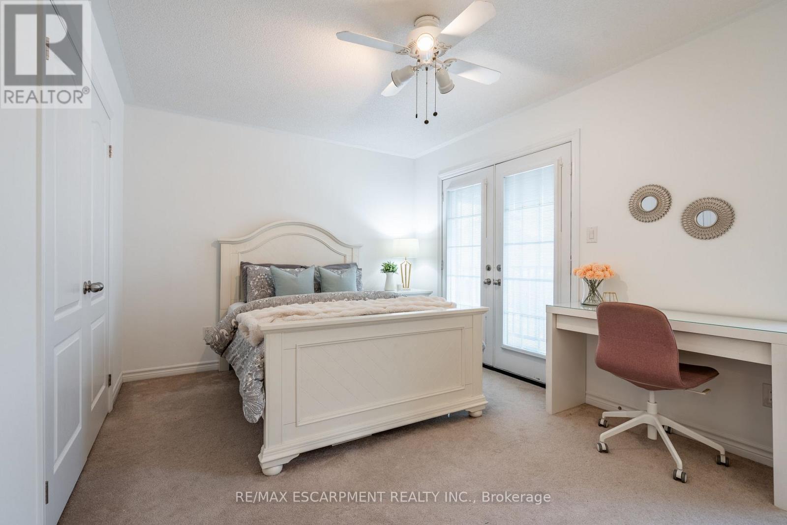 1327 Ruddy Crescent, Milton, Ontario  L9T 8M3 - Photo 11 - W12761488