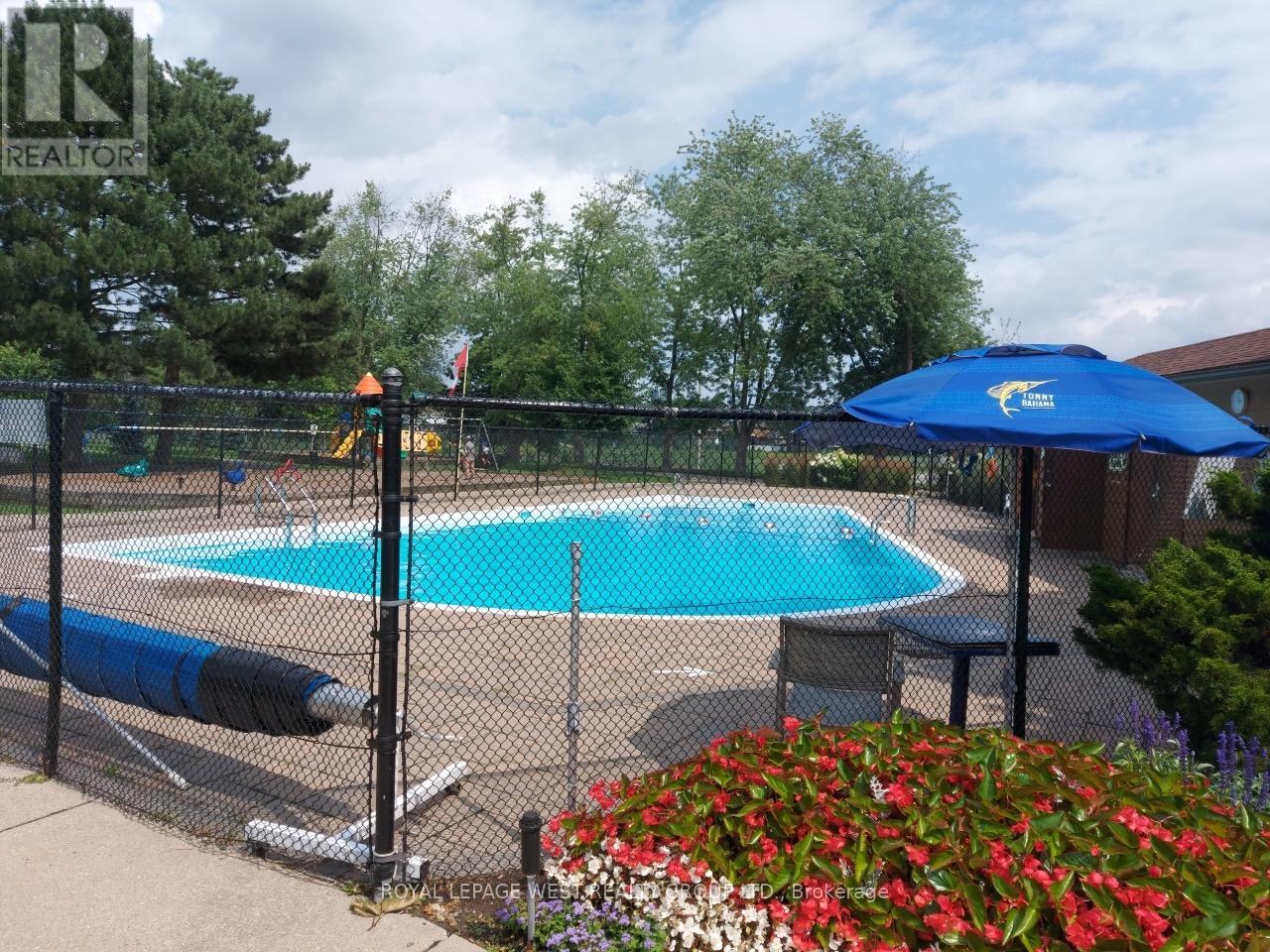 1408 - 812 Burnhamthorpe Road, Toronto, Ontario  M9C 4W1 - Photo 3 - W12761588