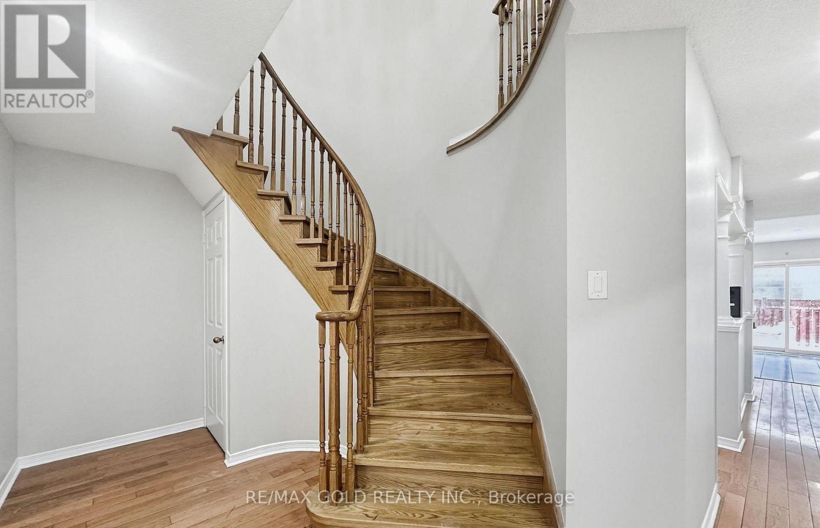 65 Vintage Gate, Brampton, Ontario  L6X 5C3 - Photo 11 - W12761684