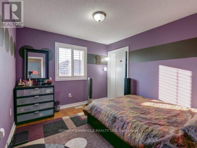 16 Deforest Drive, Brampton, Ontario  L7A 2Y3 - Photo 9 - W12761710