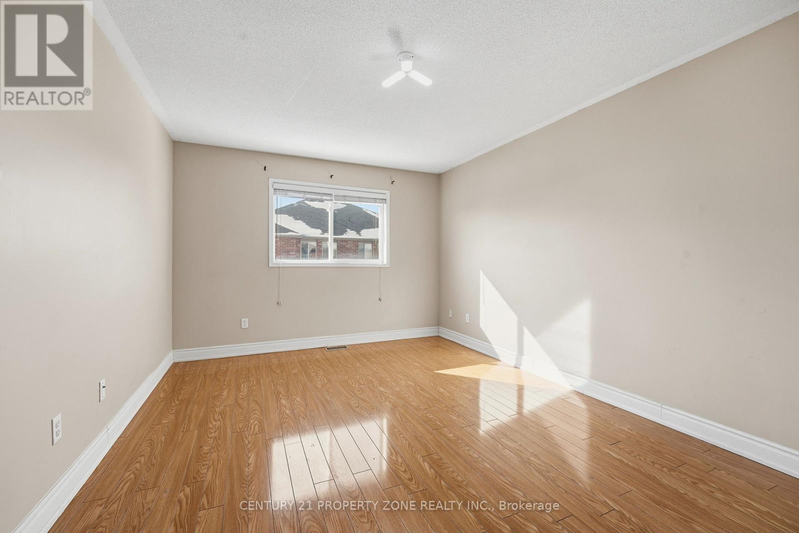 Upper - 50 Commodore Drive, Brampton, Ontario  L6X 0S7 - Photo 16 - W12761750