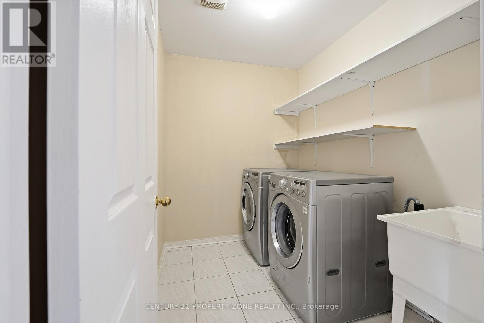 Upper - 50 Commodore Drive, Brampton, Ontario  L6X 0S7 - Photo 25 - W12761750