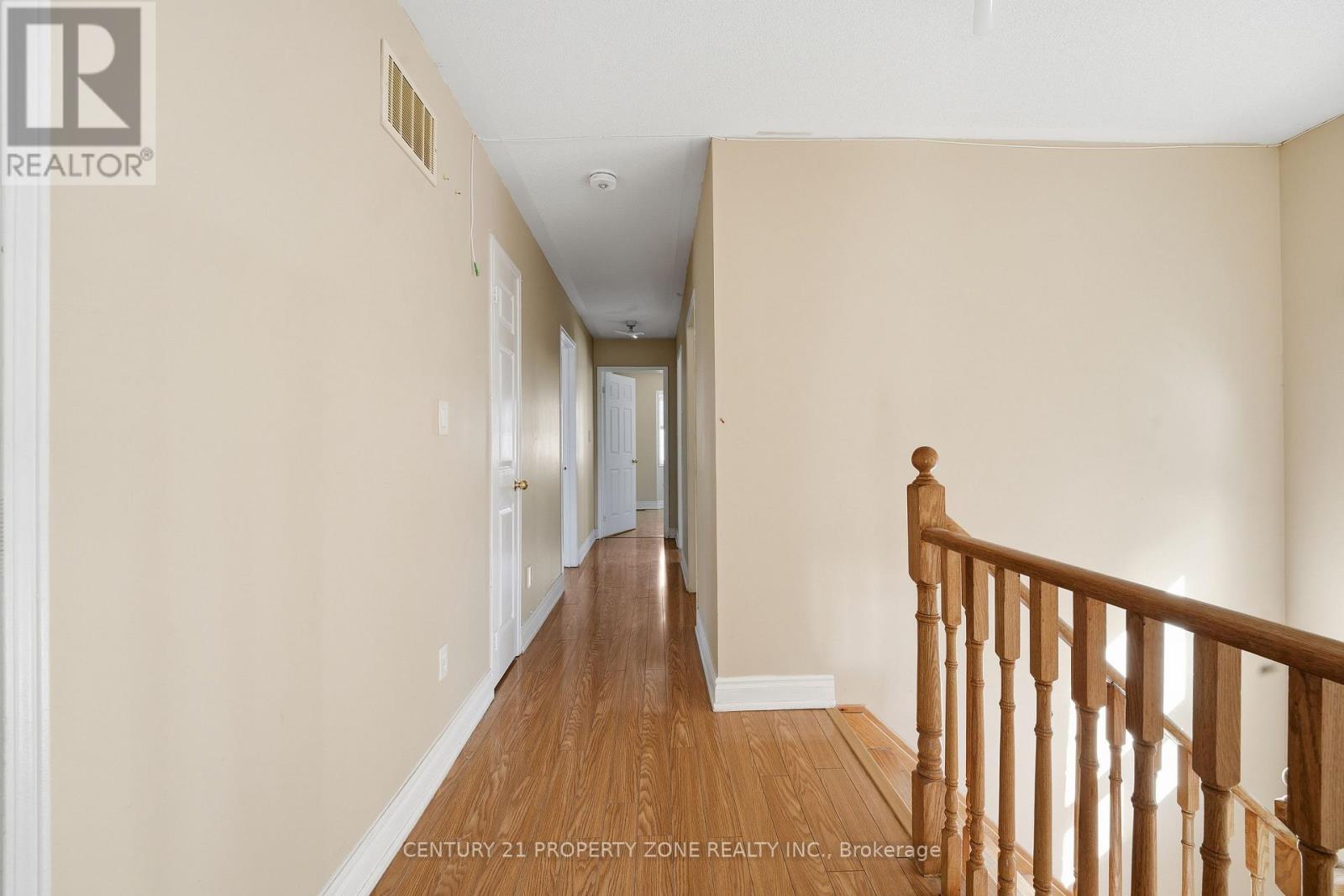 Upper - 50 Commodore Drive, Brampton, Ontario  L6X 0S7 - Photo 32 - W12761750