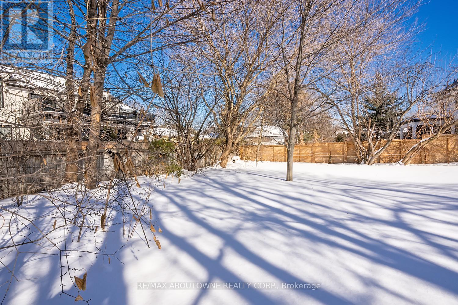 2067 Devon Road, Oakville, Ontario  L6J 2N1 - Photo 45 - W12761754