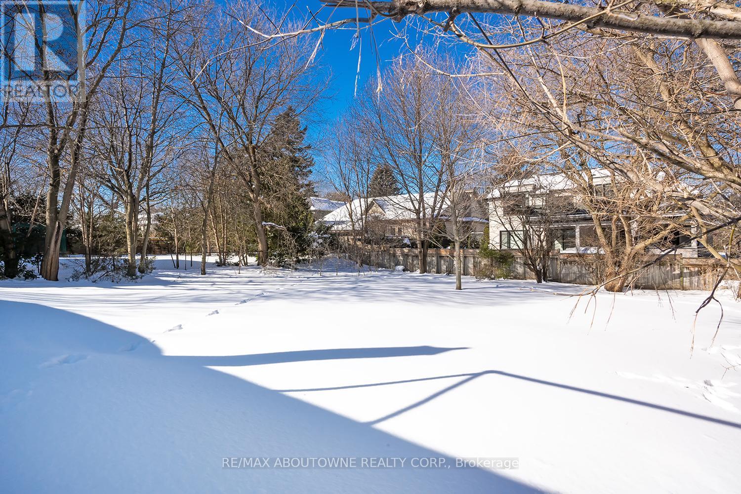 2067 Devon Road, Oakville, Ontario  L6J 2N1 - Photo 49 - W12761754