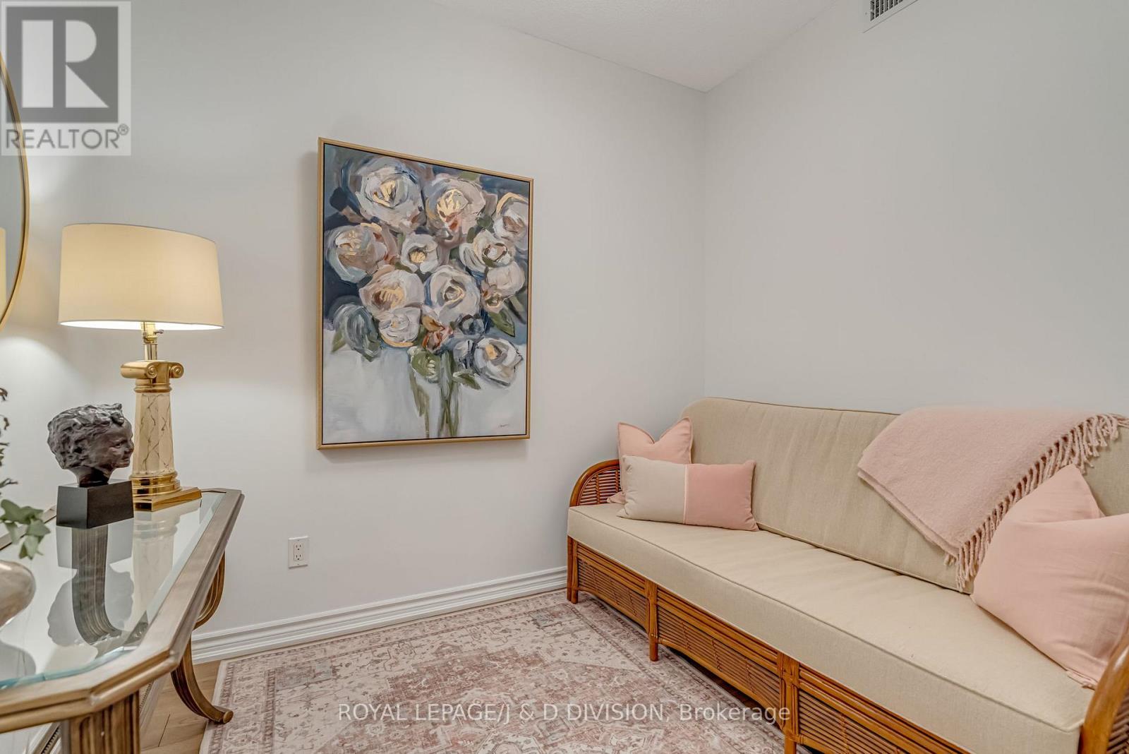 413 - 1135 Royal York Road, Toronto, Ontario  M9A 0C3 - Photo 16 - W12761774
