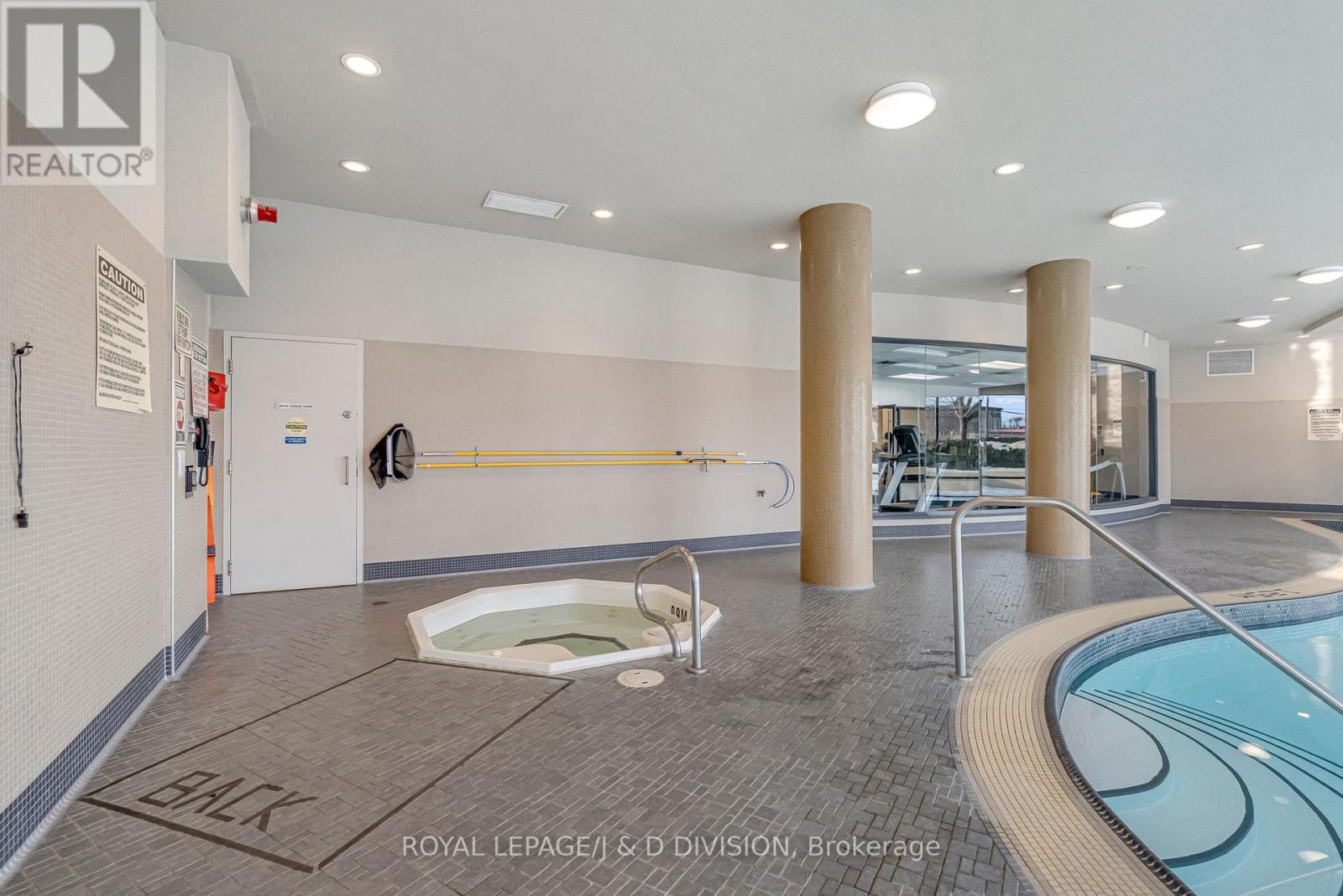 413 - 1135 Royal York Road, Toronto, Ontario  M9A 0C3 - Photo 26 - W12761774