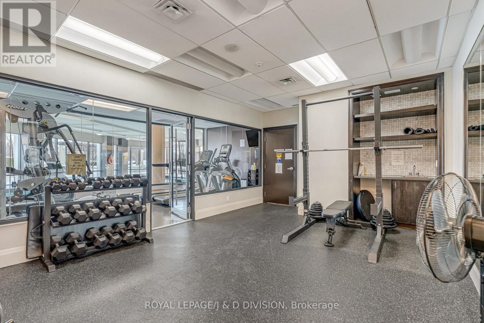 413 - 1135 Royal York Road, Toronto, Ontario  M9A 0C3 - Photo 27 - W12761774