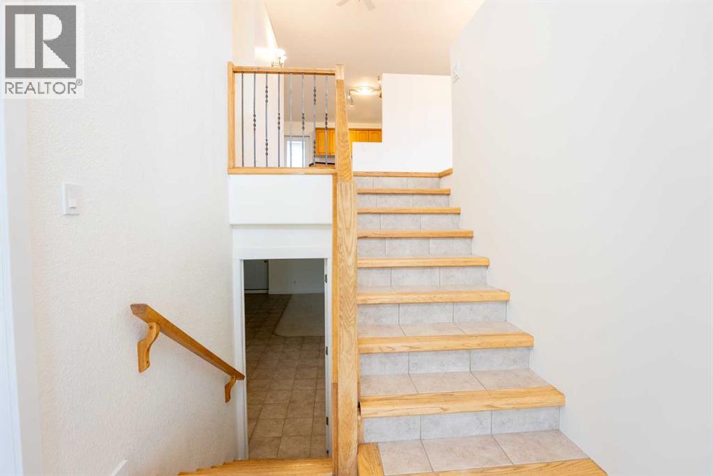 119 Grand River Boulevard W, Lethbridge, Alberta  T1K 2Y1 - Photo 4 - A2272395