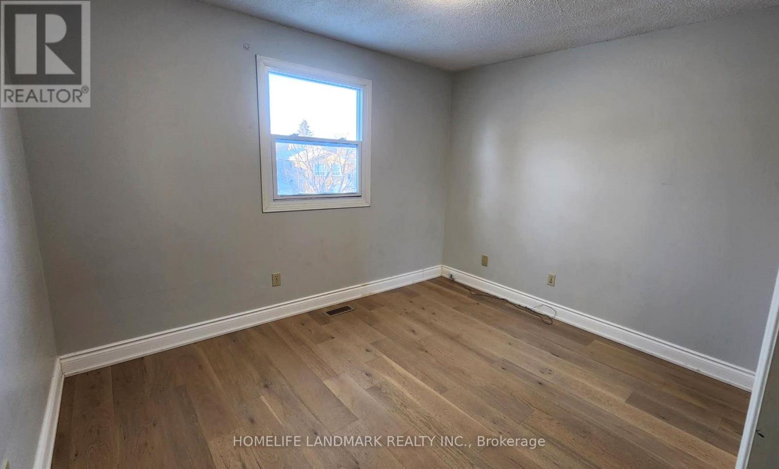 Upper - 200 Forsyth Road, Newmarket, Ontario  L3Y 7Y1 - Photo 18 - N12751602