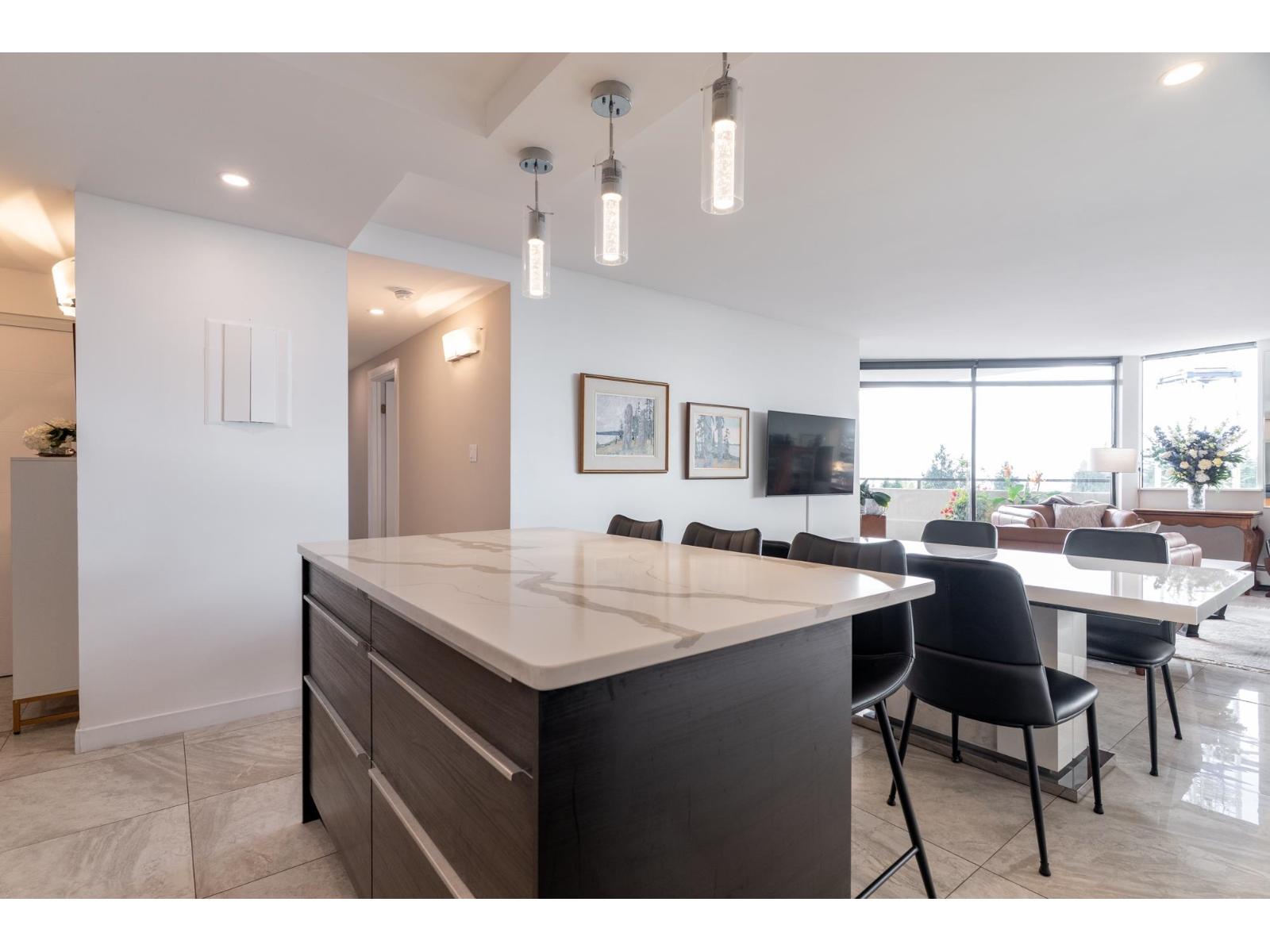 405 1480 Foster Street, White Rock, British Columbia  V4B 3X7 - Photo 5 - R3085798