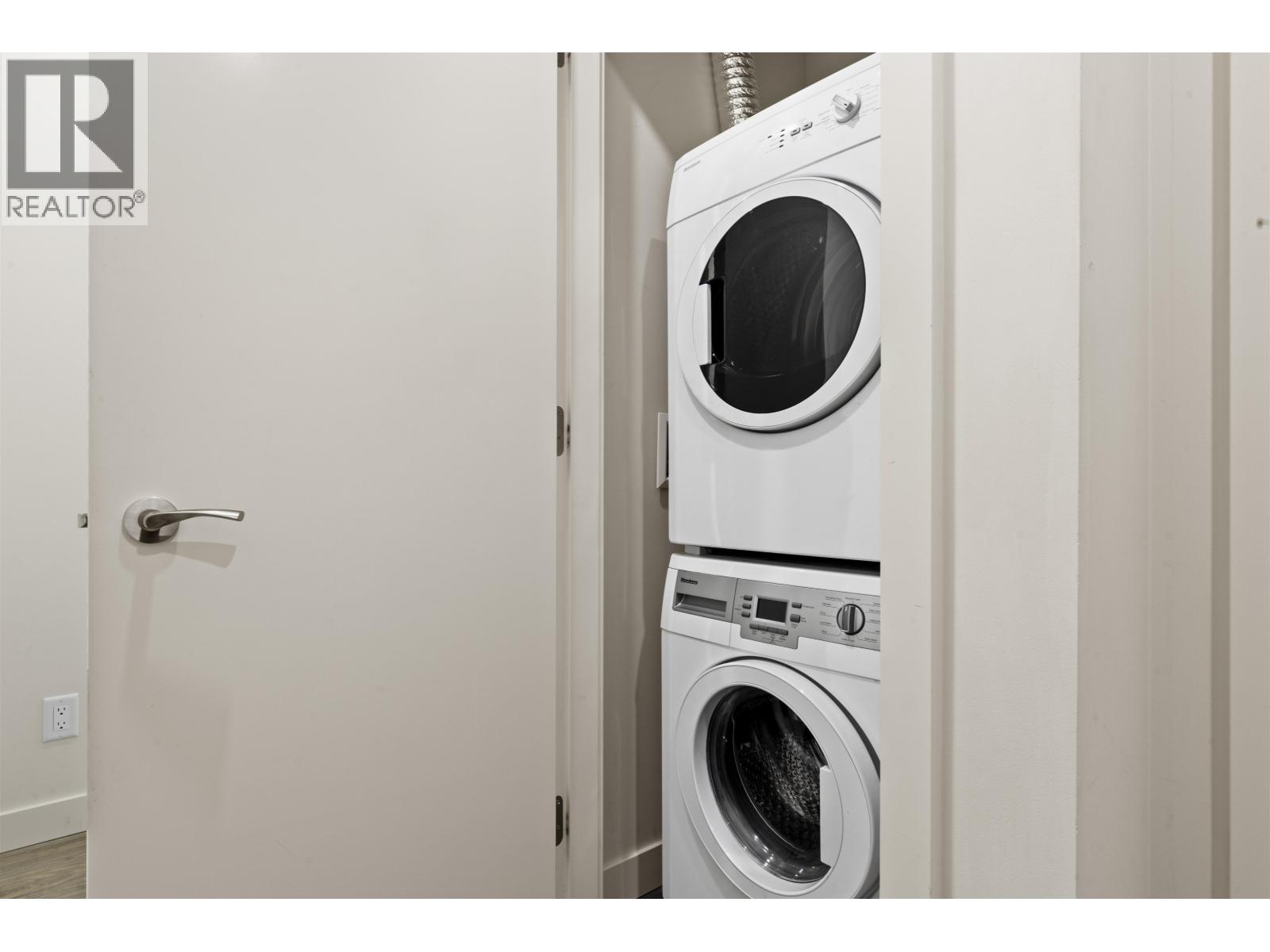 2508 6383 Mckay Avenue, Burnaby, British Columbia  V5H 0H8 - Photo 9 - R3085972