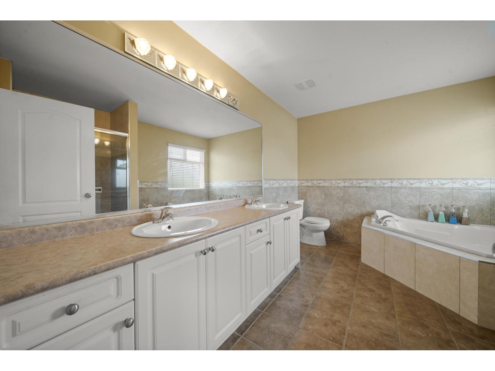 18973 70b Avenue, Surrey, British Columbia  V4N 5N9 - Photo 25 - R3086696